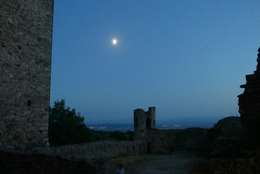 Ciel de nuit avec lune